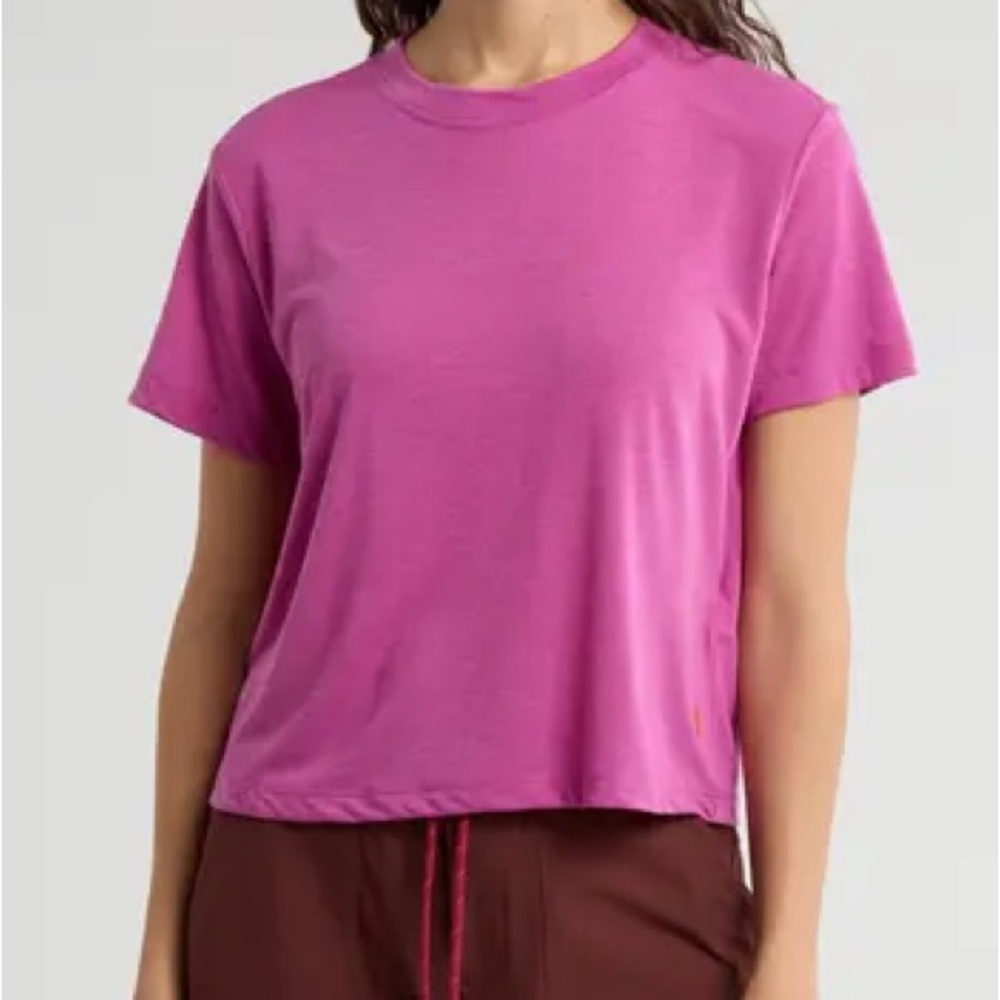 Athleta Women's Berry Crewneck Short Sleeve Tee